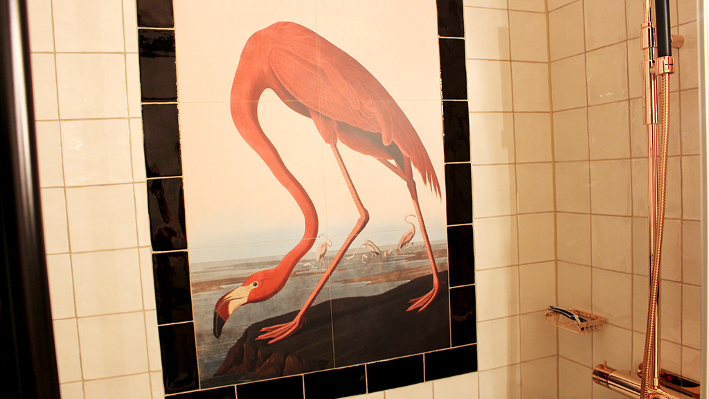 Flamingo shower